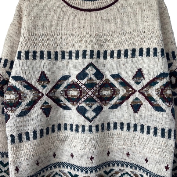 St. Michaels Marks & Spencer Beige Aztec Patterned Vintage Crewneck Jumper - Picture 5 of 9